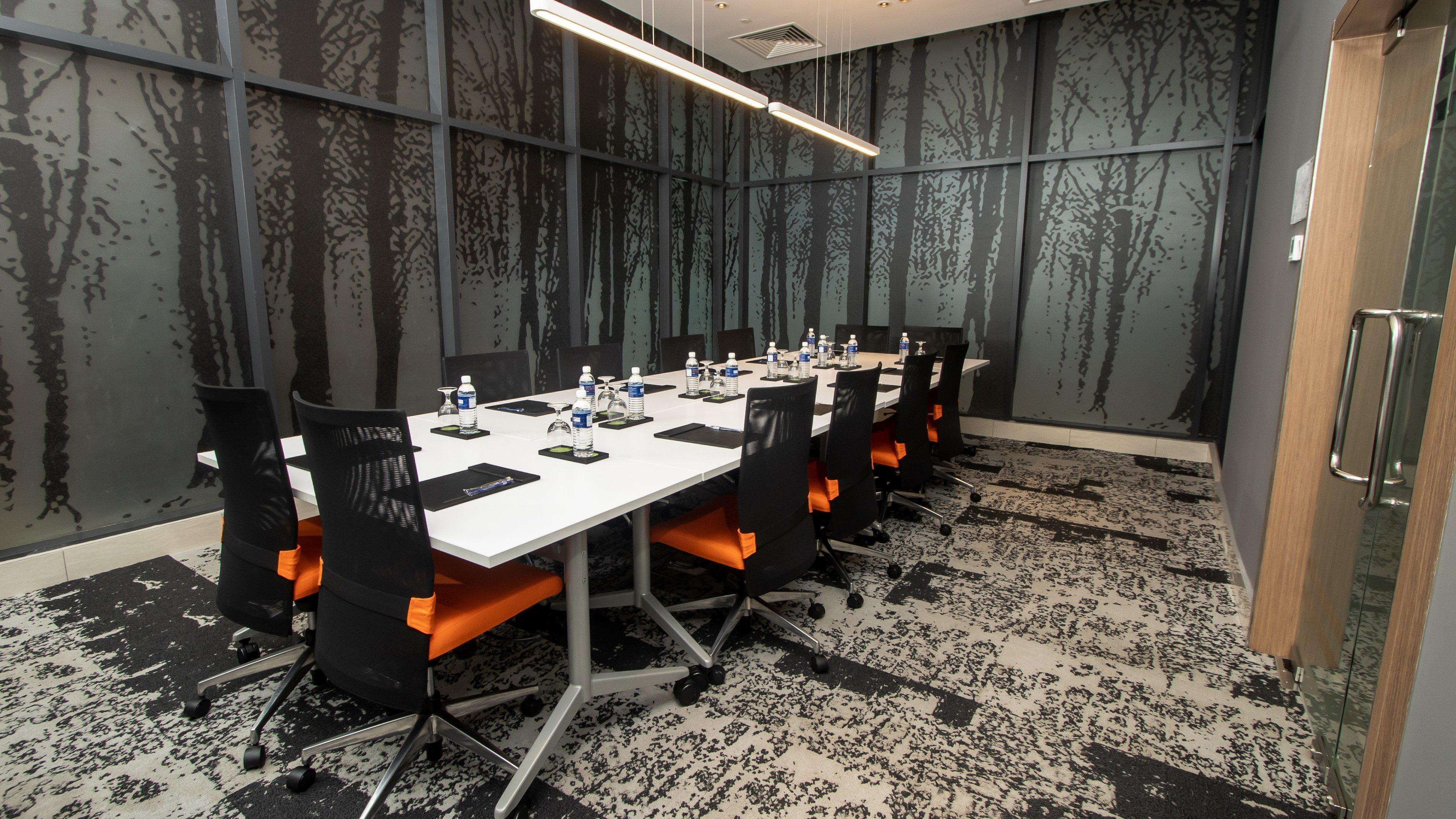 Holiday Inn Express Kota Kinabalu City Centre By Ihg Exterior foto